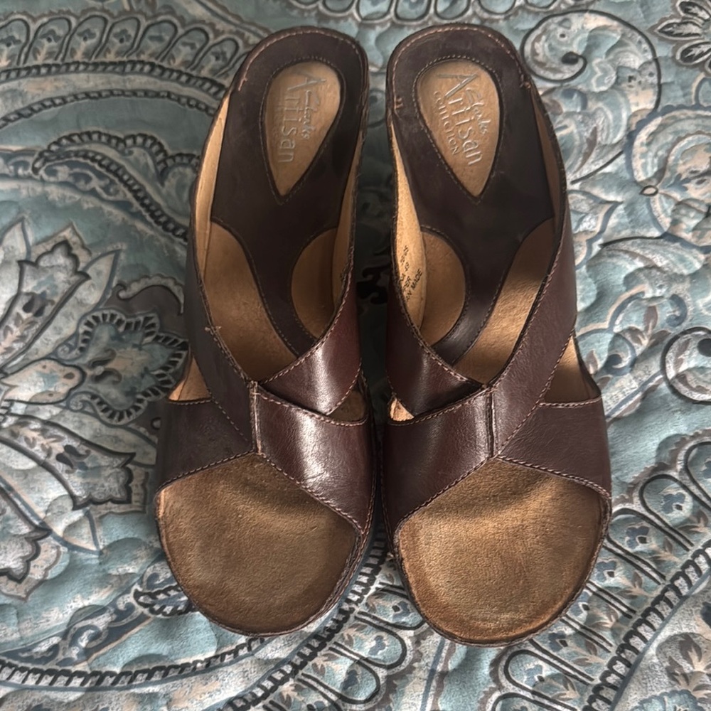 Clark’s Artisan Collection Women's Brown Sandals size 7.5